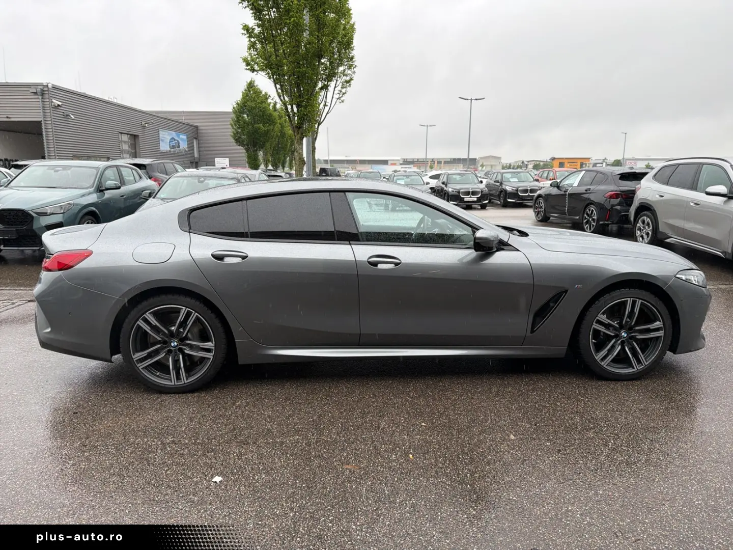 BMW 8 Series 2023 — imagine 20