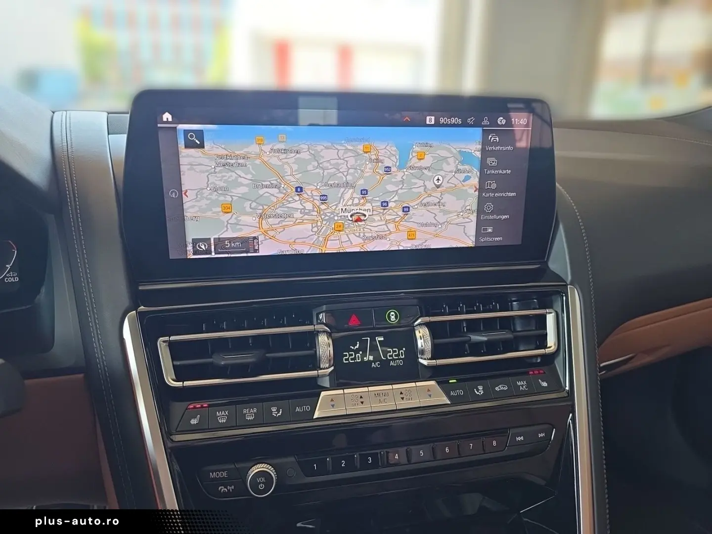 BMW 8 Series 2023 — imagine 9