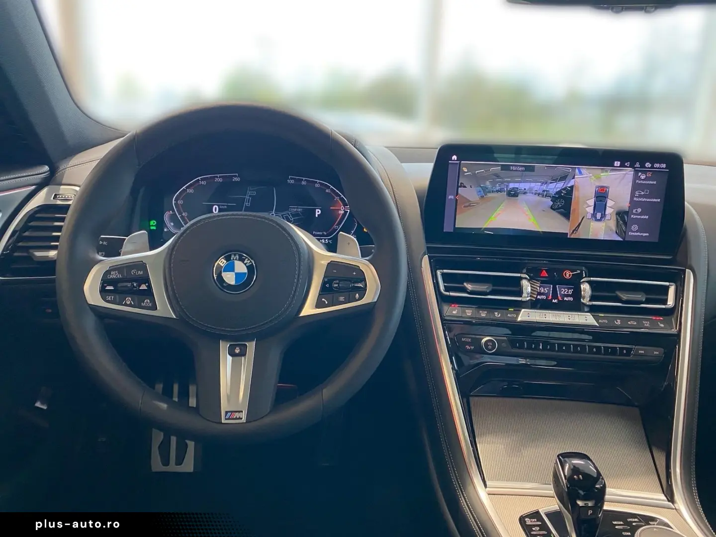 BMW 8 Series 2025 — imagine 2