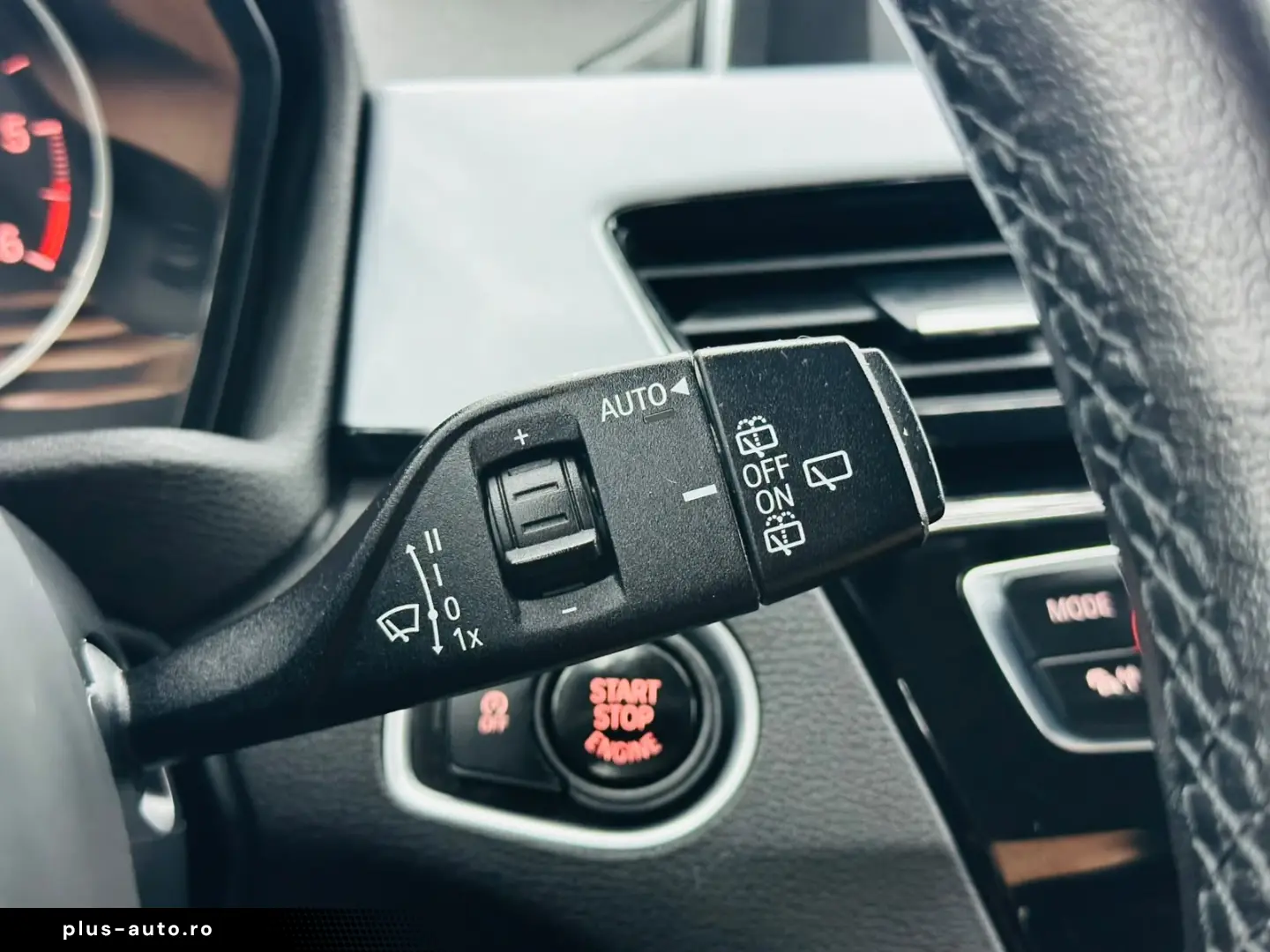 BMW X1 2016 — imagine 34