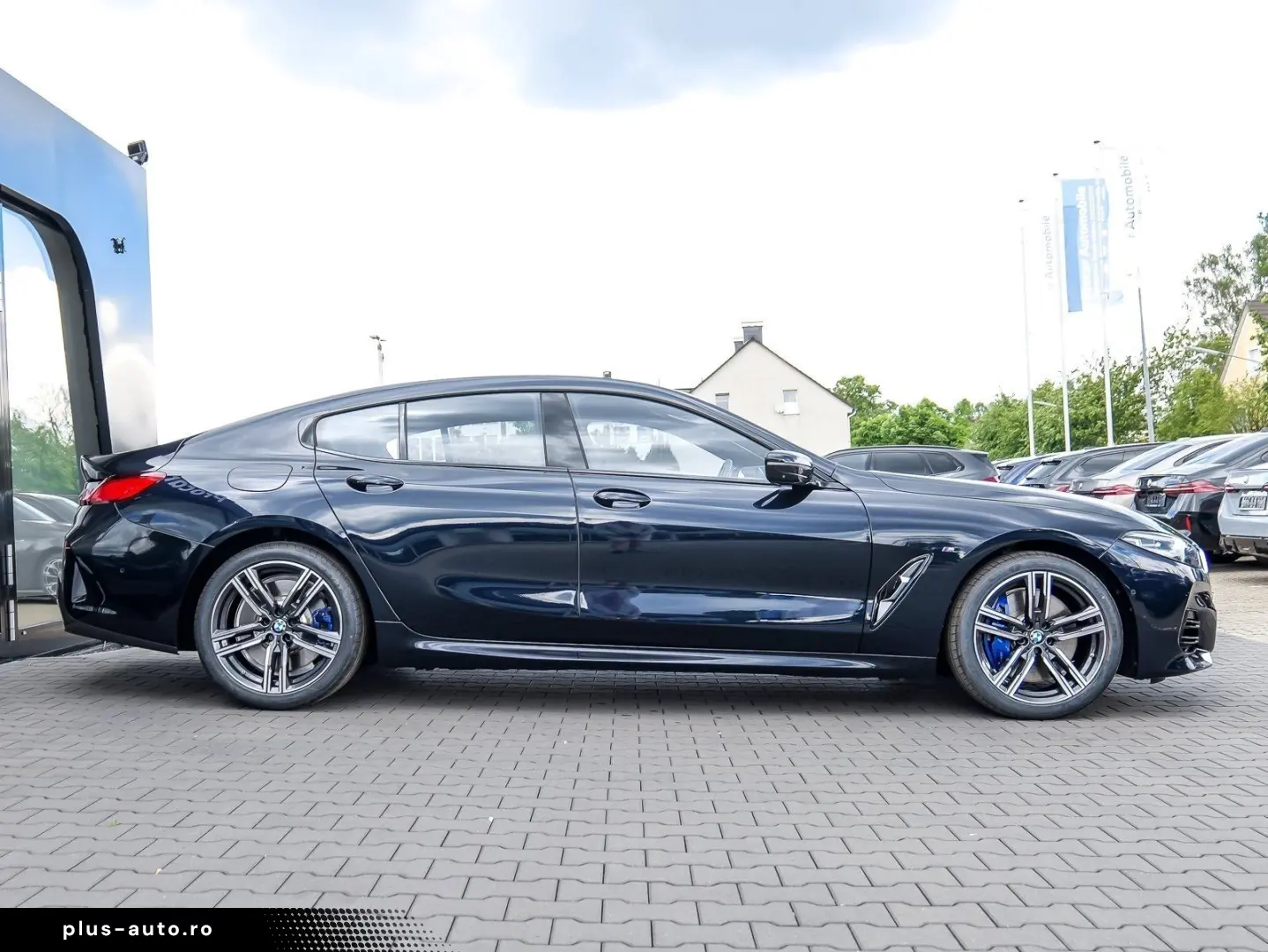 BMW 8 Series 2025 — imagine 8