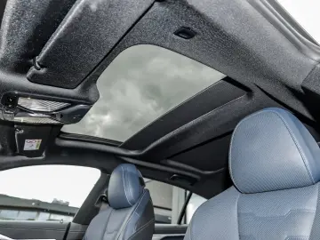 BMW 840i xDrive Gran Coupé M Sport HUD PANO ACC RFK