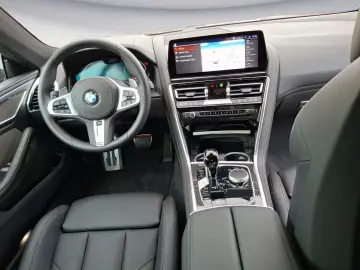 BMW 840d xDrive Coupe M SPORT PRO Driving Assistant