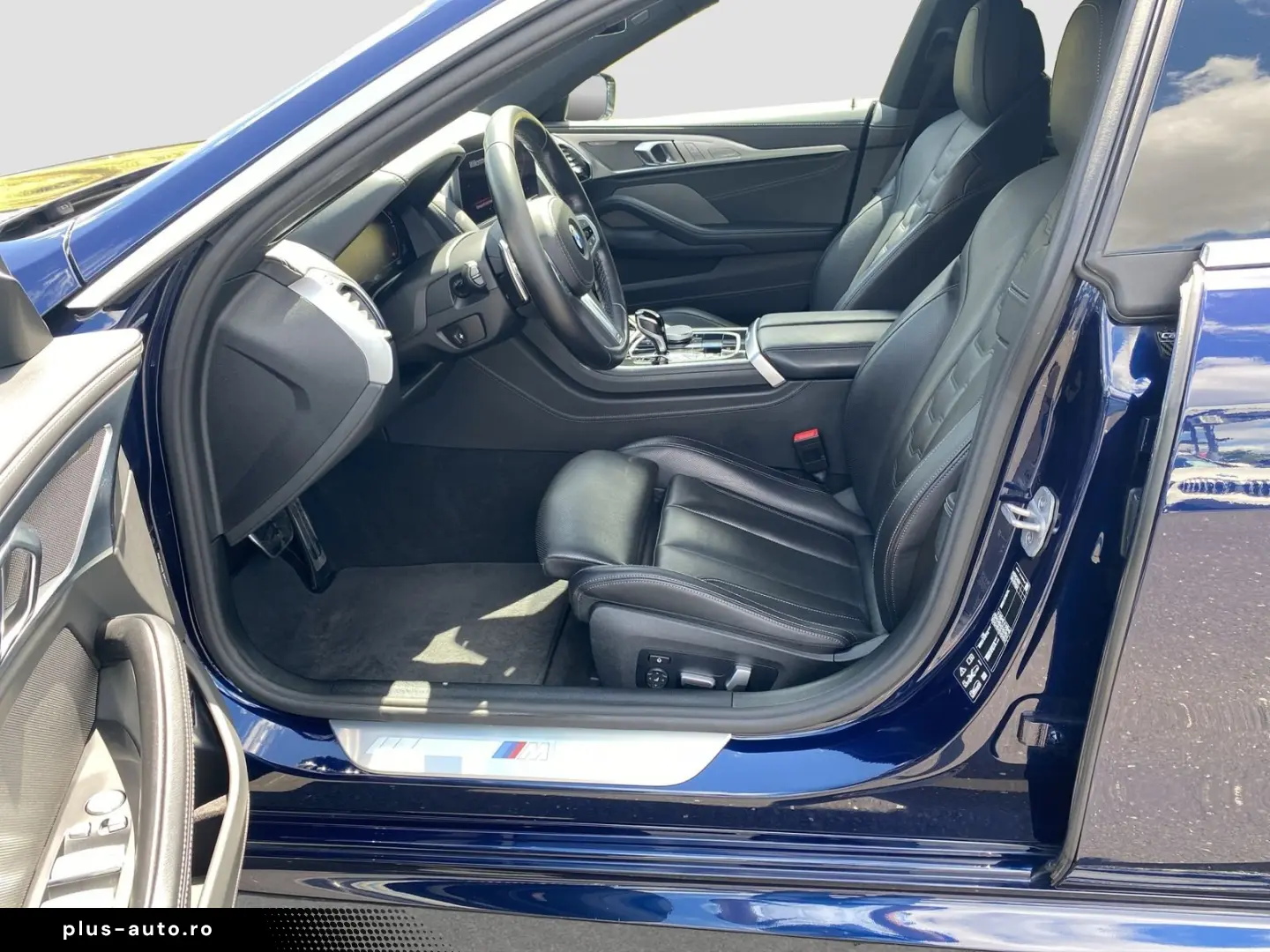 BMW 8 Series 2023 — imagine 10