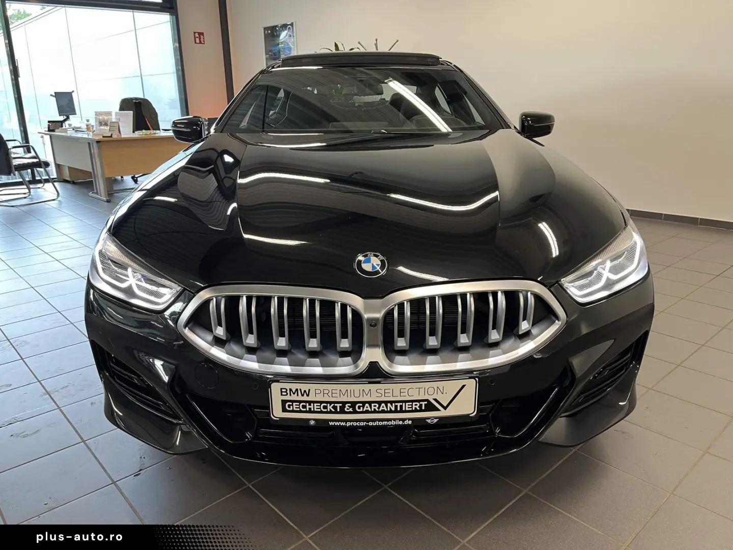 BMW 8 Series 2025 — imagine 7