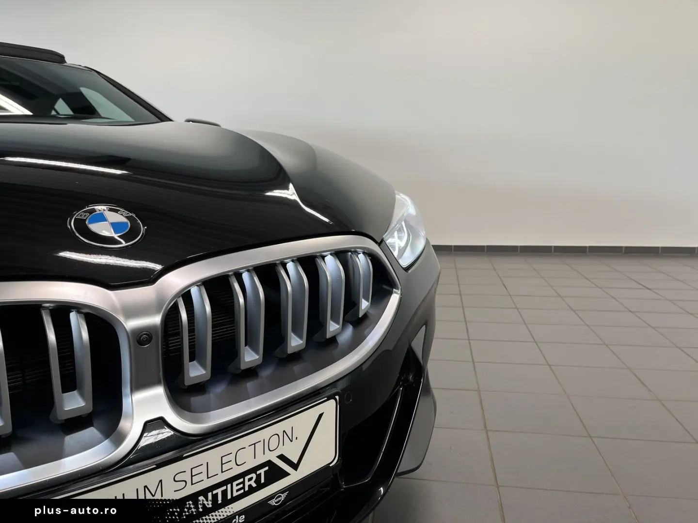 BMW 8 Series 2025 — imagine 25