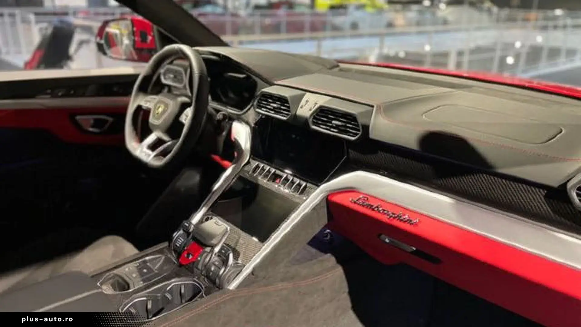LAMBORGHINI URUS 2026 — imagine 14