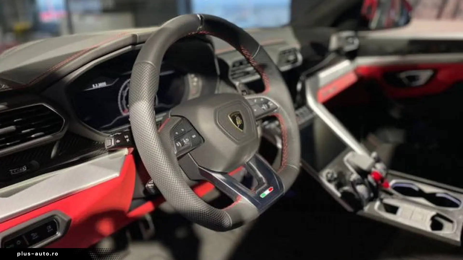 LAMBORGHINI URUS 2026 — imagine 19
