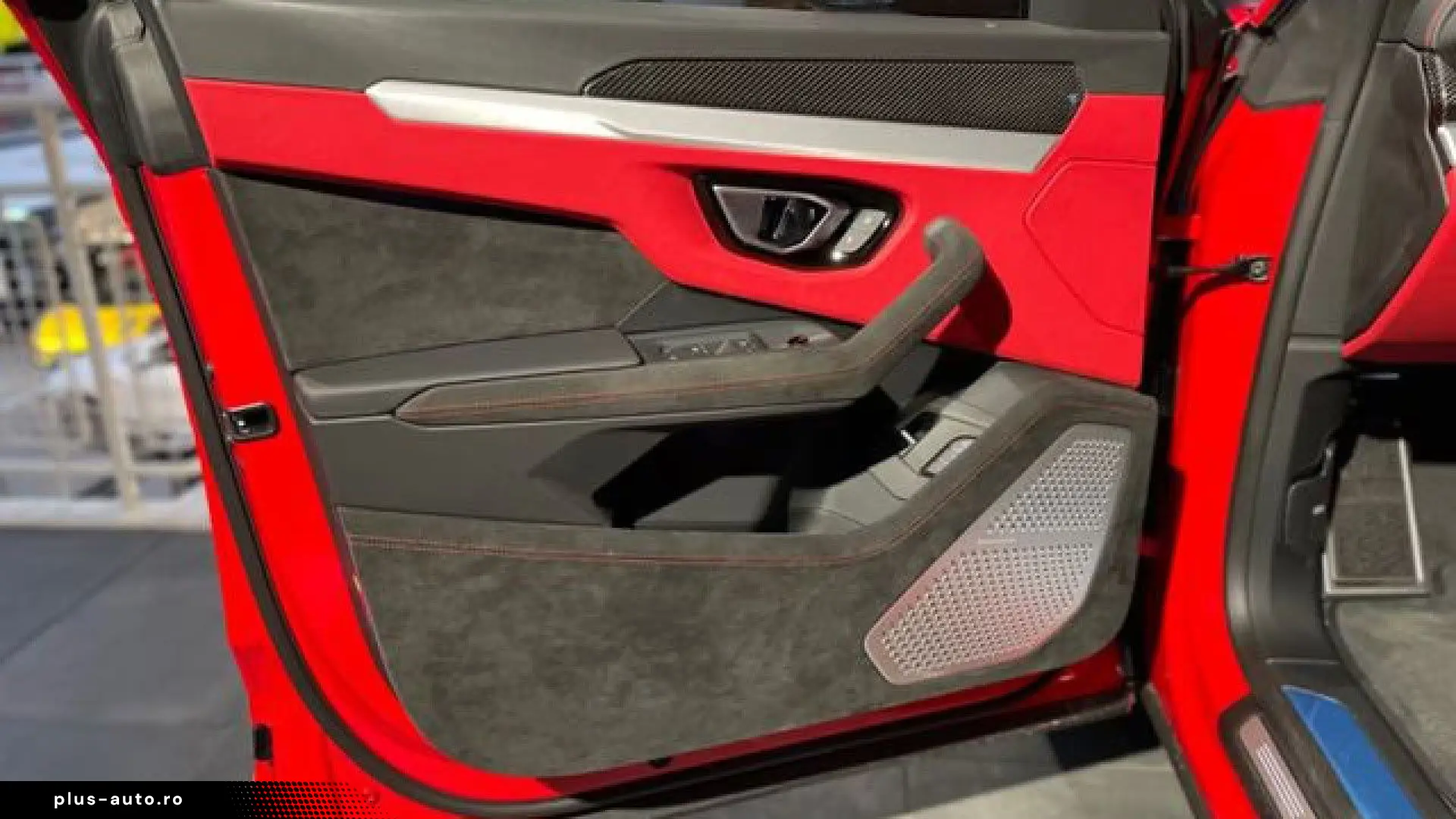 LAMBORGHINI URUS 2026 — imagine 21