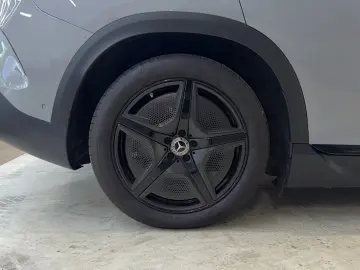 MERCEDES-BENZ EQE 350 4M SUV AMG Pano Airmatic Distronic 360