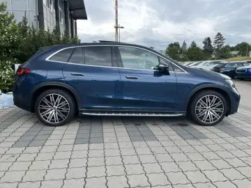 MERCEDES-BENZ EQE SUV 350 4Matic AMG WÄRMEP PANO ACC MBUX