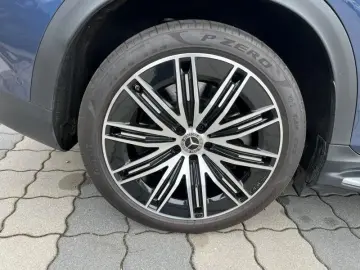 MERCEDES-BENZ EQE SUV 350 4Matic AMG WÄRMEP PANO ACC MBUX