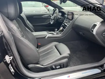 BMW M850i xDrive Coupe