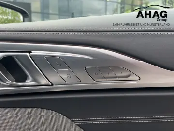 BMW M850i xDrive Coupe