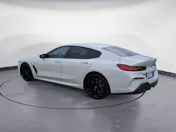 BMW M850i xDrive Gran Coupe Steptronic Parking Assis
