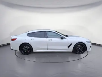 BMW M850i xDrive Gran Coupe Steptronic Parking Assis