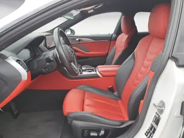 BMW M850i xDrive Gran Coupe Steptronic Parking Assis