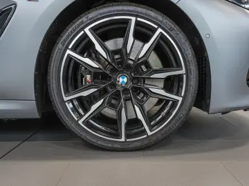 BMW M850i xDrive M Sport HUD ACC 360 KAM RFK NAVI