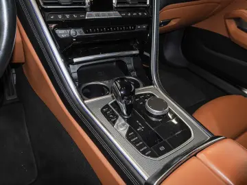 BMW M850i xDrive M Sport HUD ACC 360 KAM RFK NAVI
