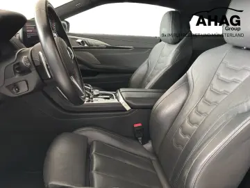 BMW M850i xDrive Coupé