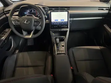 Lexus LBX FWD Emotion LED SHZ