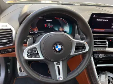 BMW M850i xDrive Coupé Bowers & Wilkins Laser Alarm