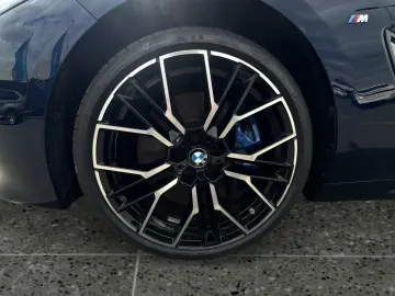 BMW M850i xDrive 20 Zoll Laser M Technik Paket Multi
