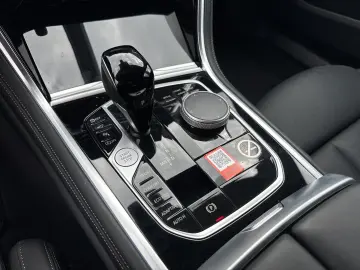 BMW M850i xDrive 20 Zoll Laser M Technik Paket Multi
