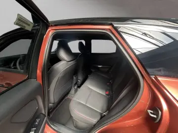 Lexus LBX Leder Standklima Standheiz