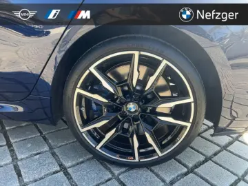 BMW M850 i xDrive Gran Coupe Park-Assistent PANO B&W