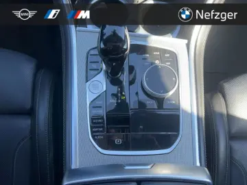 BMW M850 i xDrive Gran Coupe Park-Assistent PANO B&W