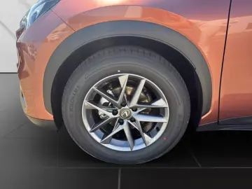 Lexus LBX 1.5 Hybrid Technik Paket