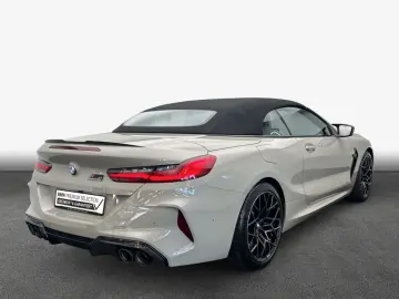 BMW M8 Cabrio Competition Laserlicht  Nackenwärmer