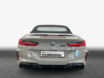 BMW M8 Cabrio Competition Laserlicht  Nackenwärmer