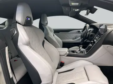 BMW M8 Cabrio Competition Laserlicht  Nackenwärmer