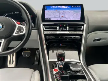 BMW M8 Cabrio Competition Laserlicht  Nackenwärmer
