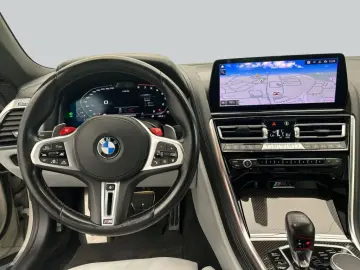 BMW M8 Cabrio Competition Laserlicht  Nackenwärmer
