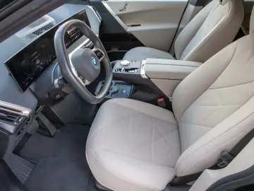 BMW iX xDrive50 Sportp. Dig.Cockpit HUD LED Shz. BT