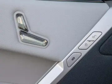 BMW iX xDrive50 Sportp. Dig.Cockpit HUD LED Shz. BT