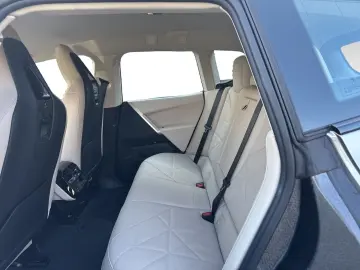 BMW iX xDrive50 SHZ Sitzbelüftung