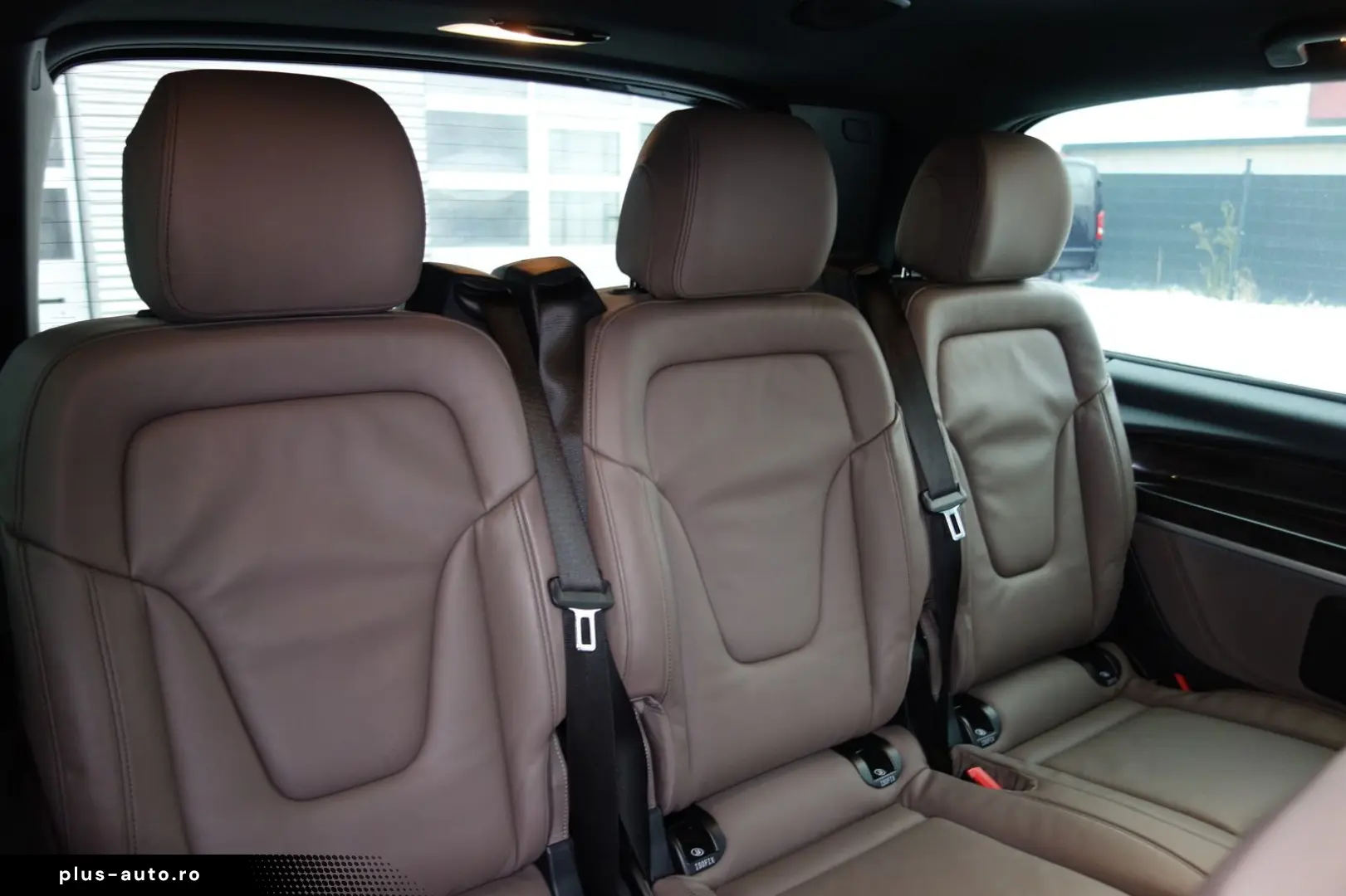 MERCEDES-BENZ V-Class 2022 — imagine 8