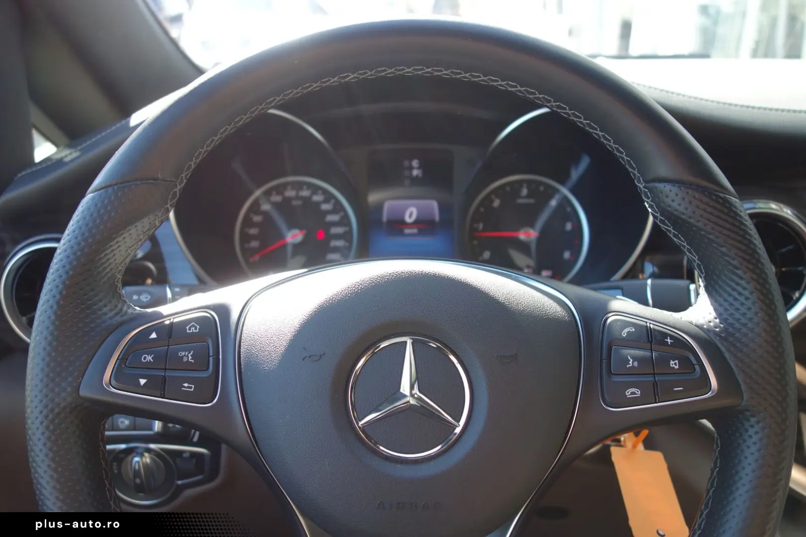 MERCEDES-BENZ V-Class 2022 — imagine 23