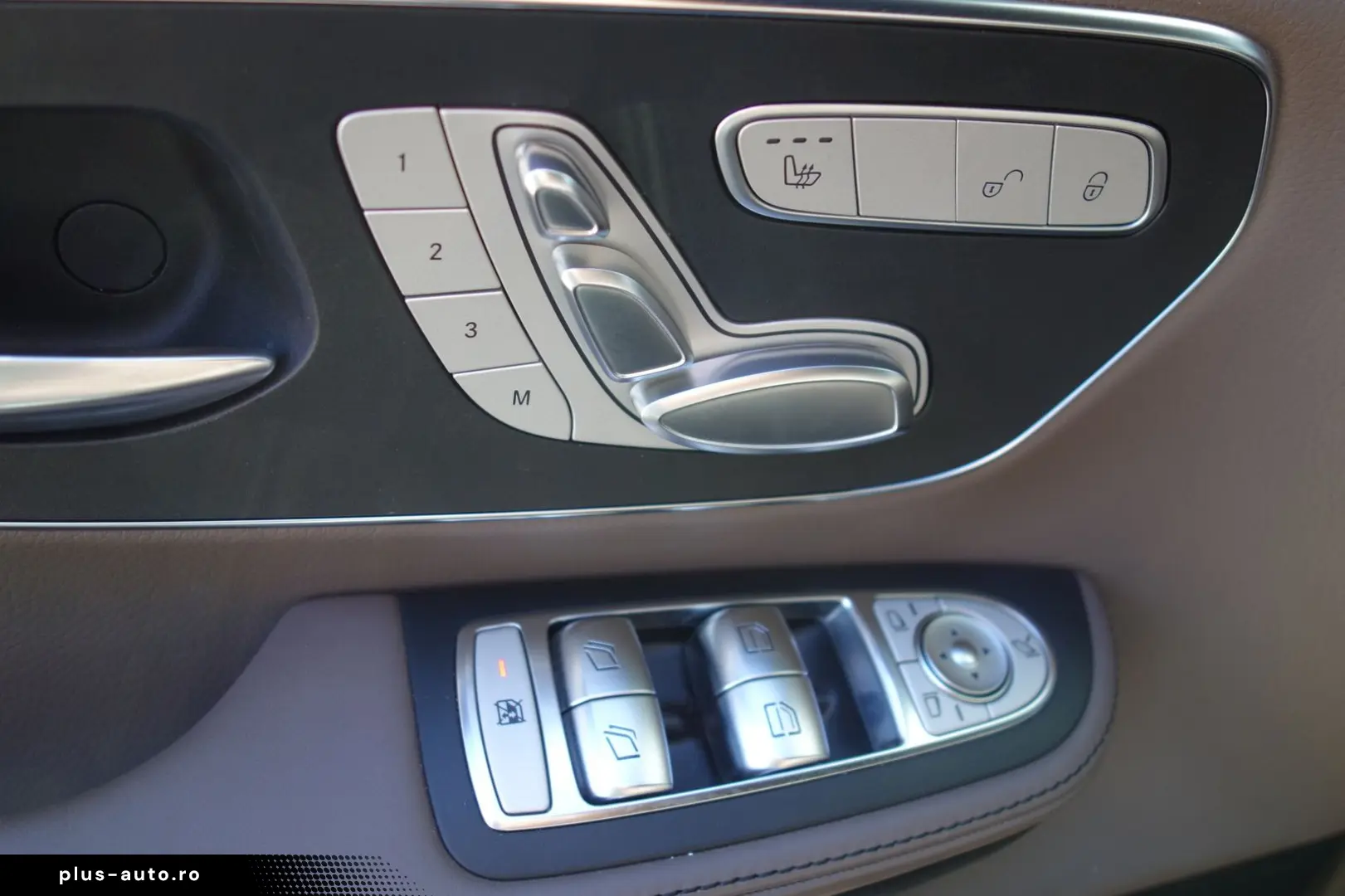 MERCEDES-BENZ V-Class 2022 — imagine 26