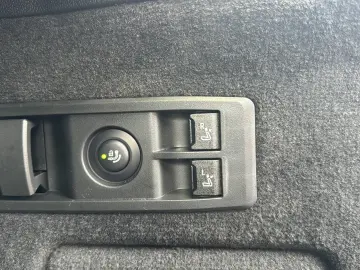 BMW iX xDrive50 M Sport DA Prof HUD Pano AHK Laser
