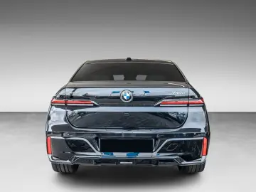 BMW 740d xDrive SKY DVD B&W
