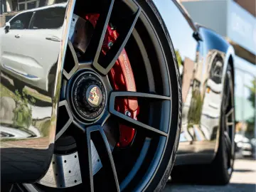 Porsche 911 Carrera GTS   Sport Chrono