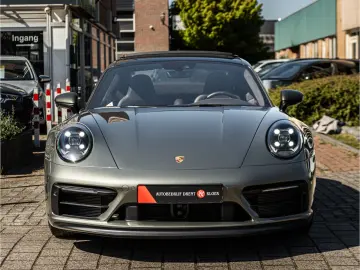 Porsche 911 Carrera GTS   Sport Chrono