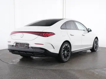 MERCEDES-BENZ CLA 250  AMG NIGHT PANO SPUR STANDH PD…