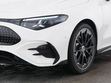 MERCEDES-BENZ CLA 250  AMG NIGHT PANO SPUR STANDH PD…
