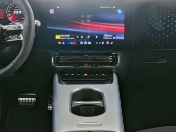 MERCEDES-BENZ CLA 250  AMG NIGHT PANO SPUR STANDH PD…